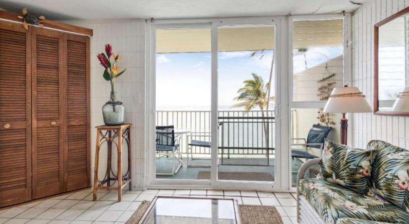 Pats At Punalu'U - Beachfront Condos Hau'ula المظهر الخارجي الصورة